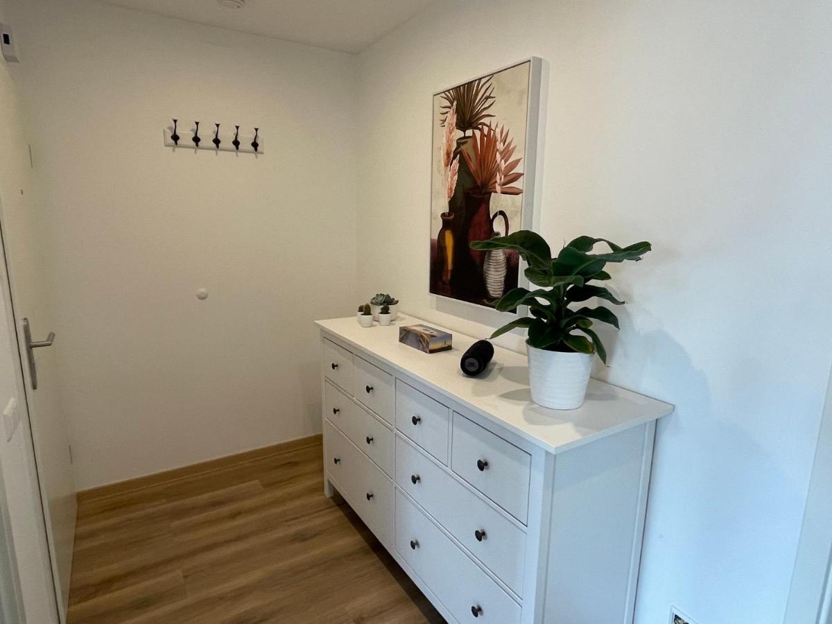 Neue Stilvolle 2-Zimmer Wohnung Im Zentrum Von Вольфсбург Екстер'єр фото
